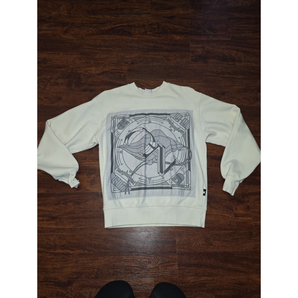 BTS Bring the pain sweatshirt size medium but fits like small. READ DESCRIPTION